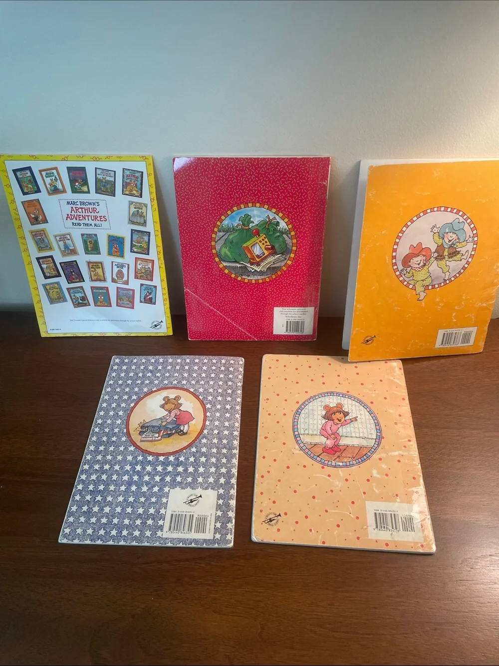 Lot of 5 Arthur Children’s Book Set by Marc Brown